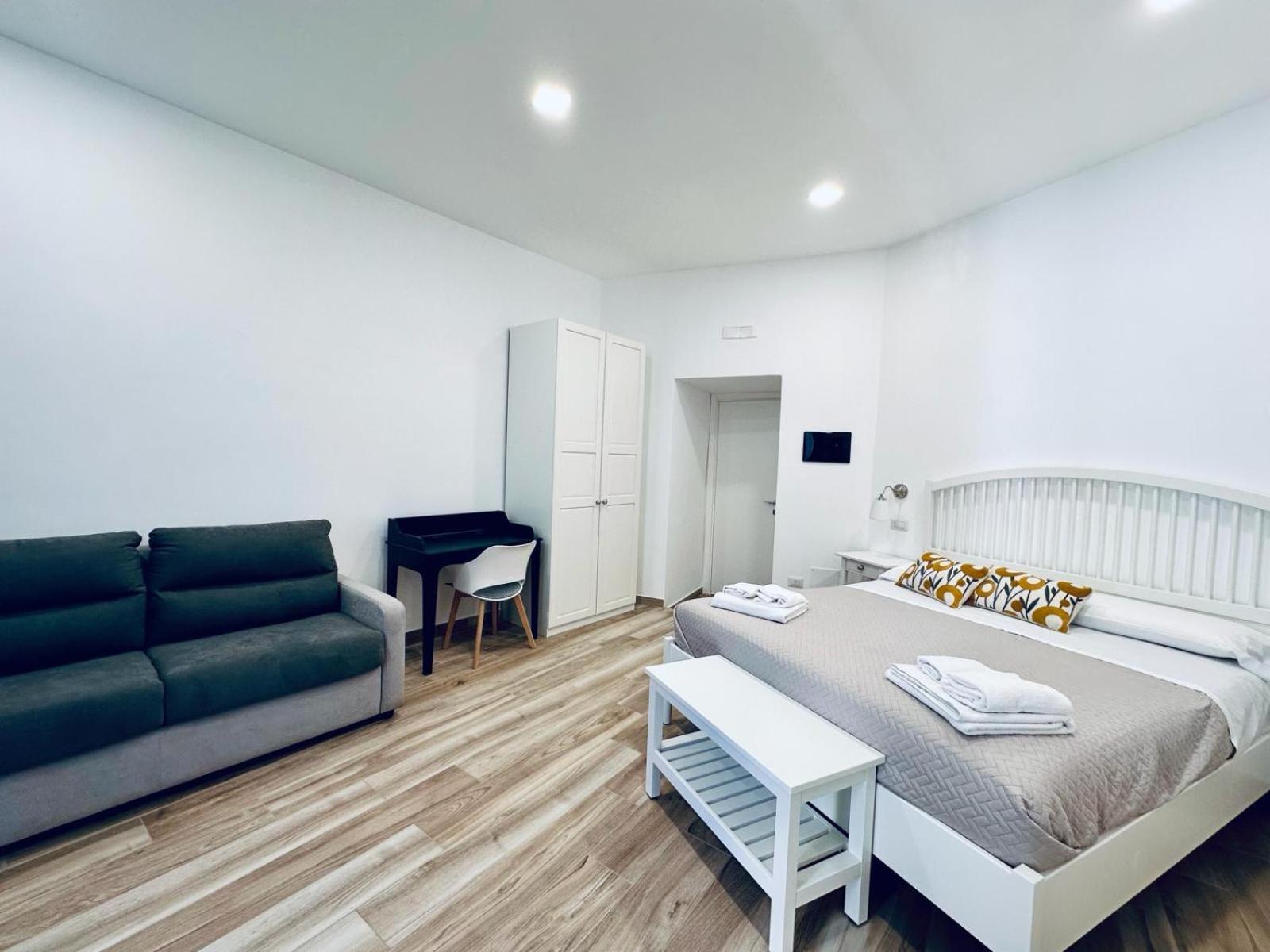 B&B Lara'S Home By I Borbone Napoli Ngoại thất bức ảnh