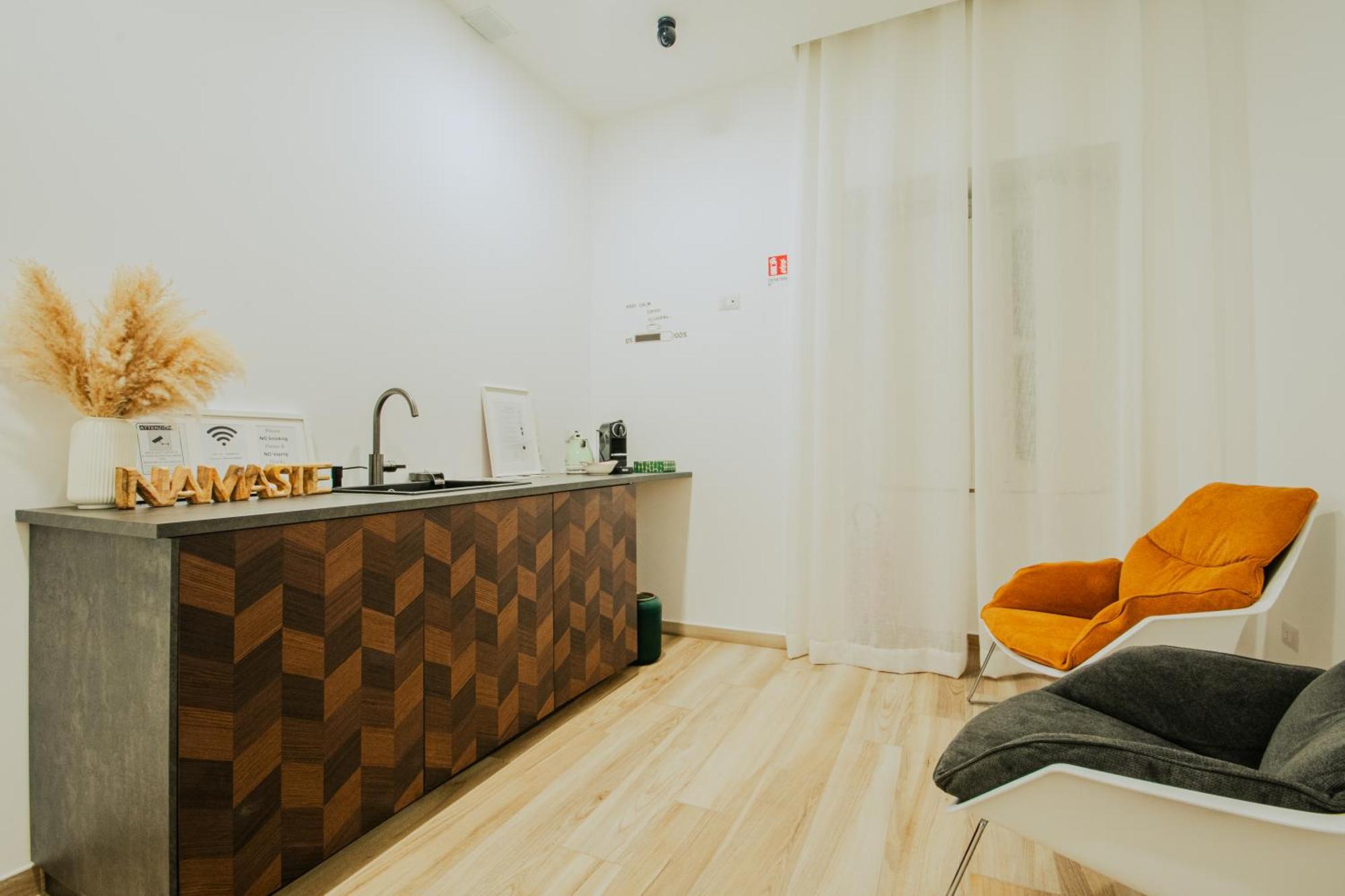 B&B Lara'S Home By I Borbone Napoli Ngoại thất bức ảnh