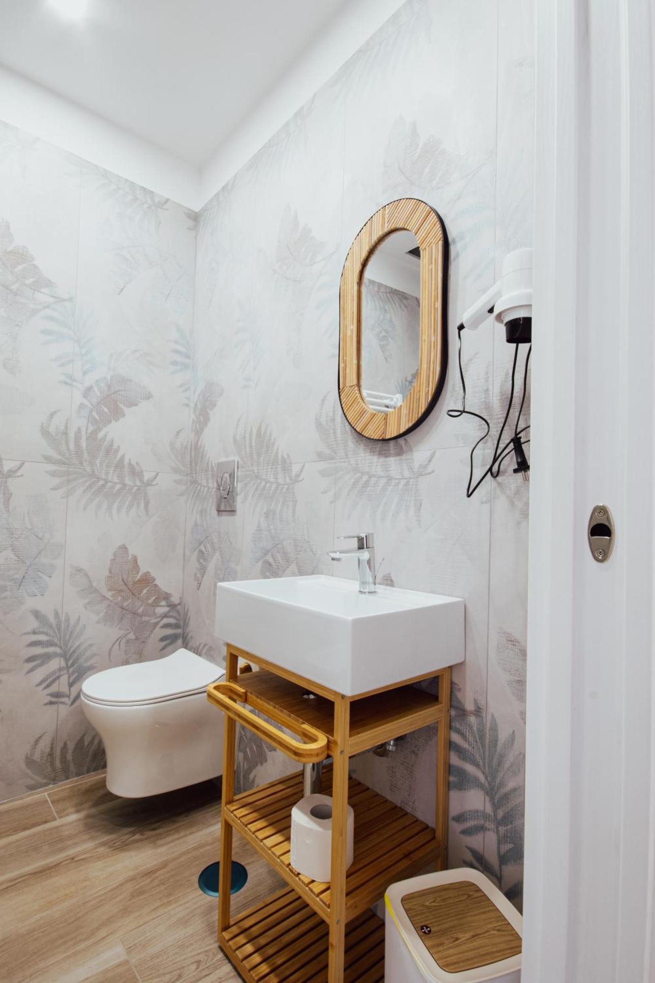 B&B Lara'S Home By I Borbone Napoli Ngoại thất bức ảnh
