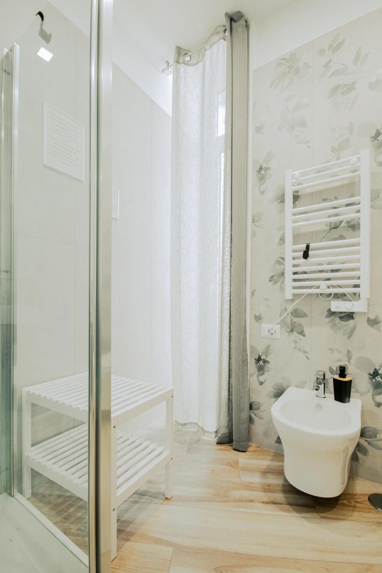 B&B Lara'S Home By I Borbone Napoli Ngoại thất bức ảnh