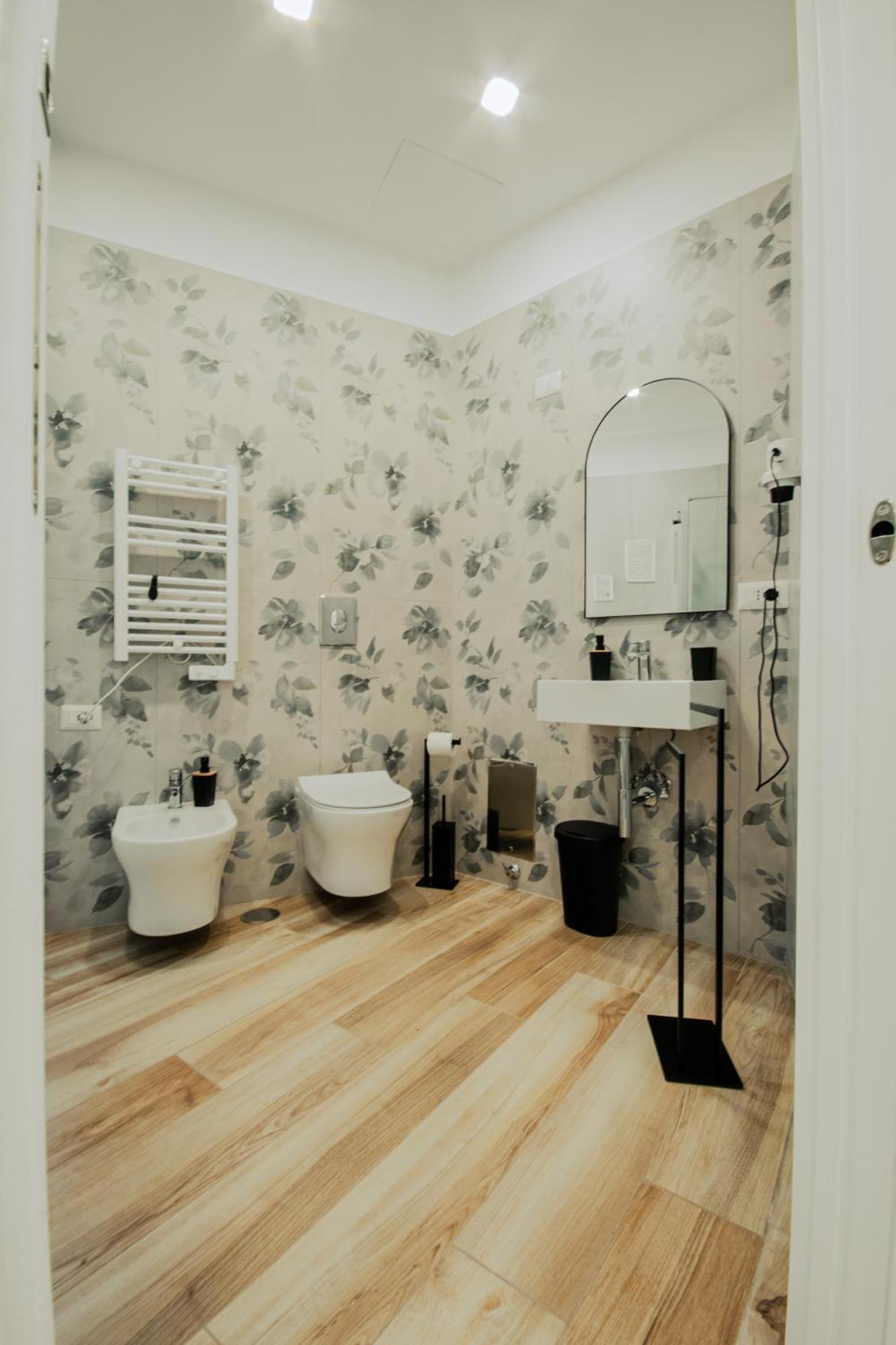B&B Lara'S Home By I Borbone Napoli Ngoại thất bức ảnh